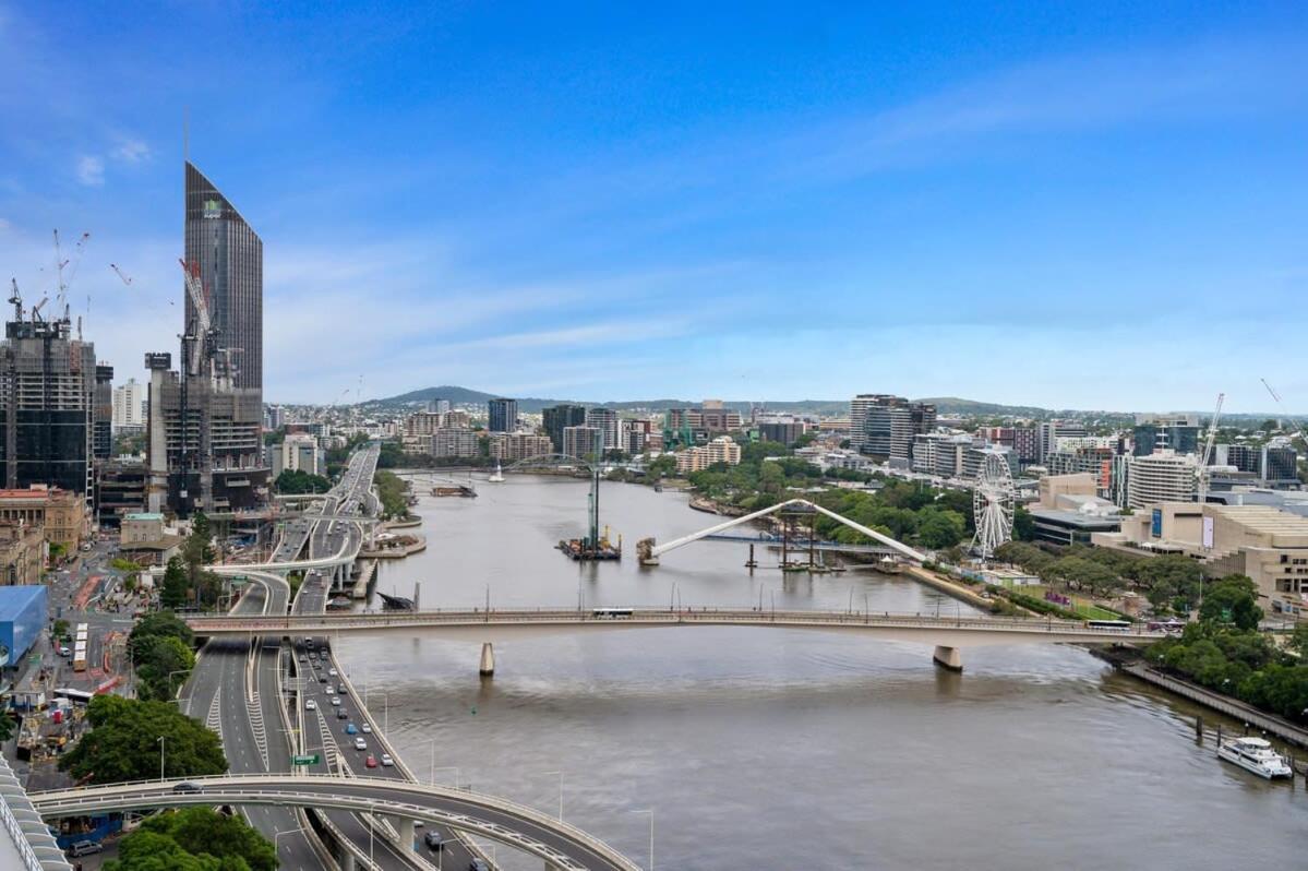 City Living - Brisbane River-View 2 Bedroom Apt Ngoại thất bức ảnh